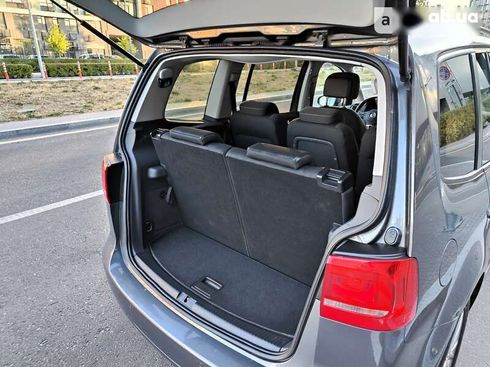 Volkswagen Touran 2015 - фото 21