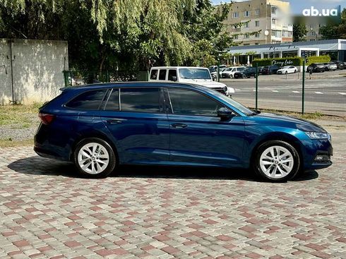 Skoda Octavia 2021 - фото 7