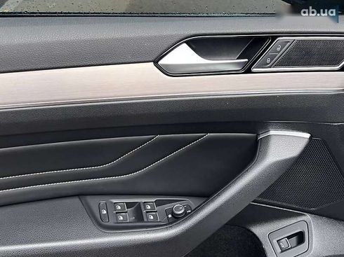 Volkswagen Passat 2021 - фото 16