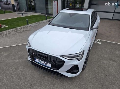 Audi E-Tron 2021 - фото 2