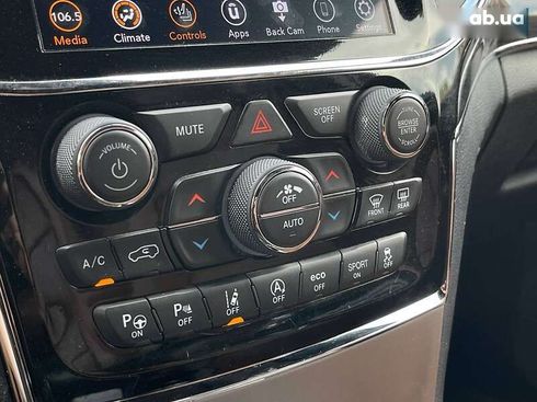 Jeep Grand Cherokee 2019 - фото 19