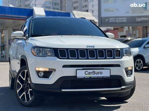 Jeep Compass 2019 - фото 3