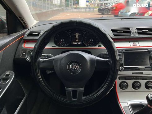 Volkswagen Passat 2009 - фото 21