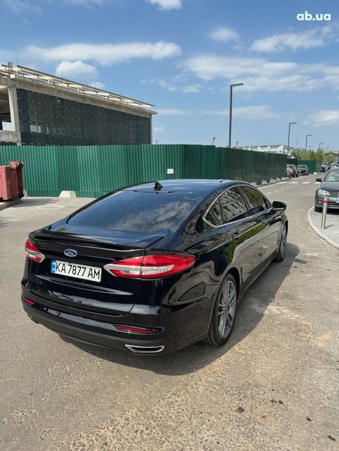 Ford Fusion 2019 черный - фото 20