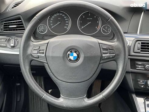 BMW 5 серия 2017 - фото 30