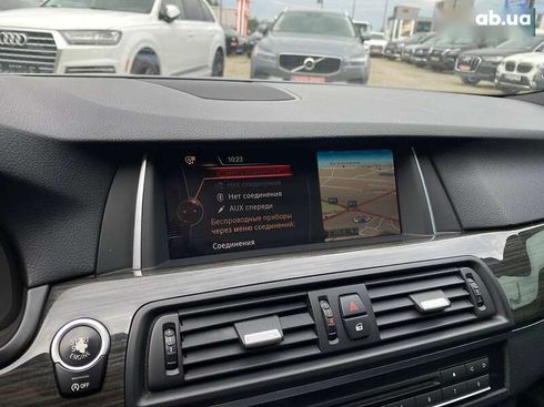 BMW 5 серия 2015 - фото 26
