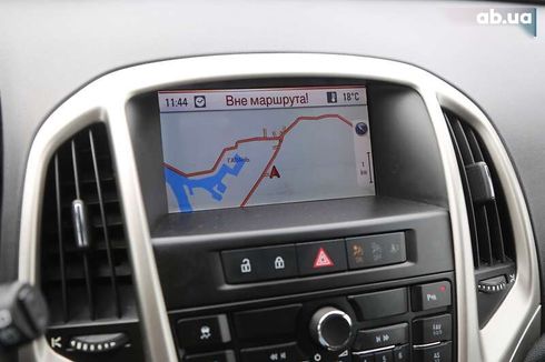 Opel Astra 2011 - фото 16