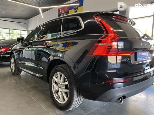 Volvo XC60 2019 - фото 16