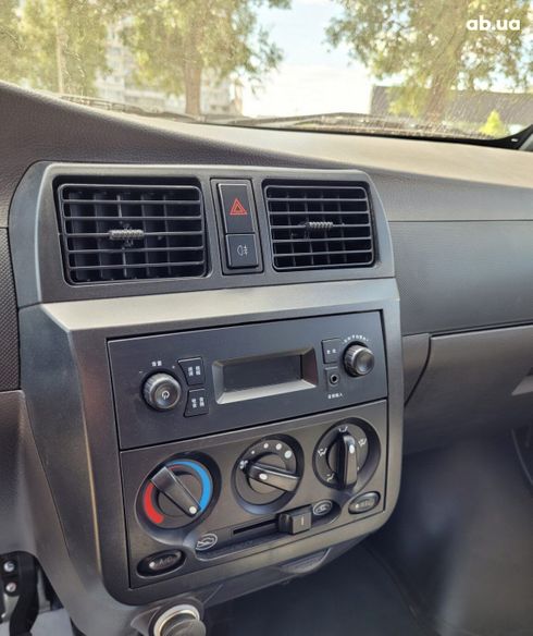Wuling Electric Mini Cargo Van 2024 - фото 13