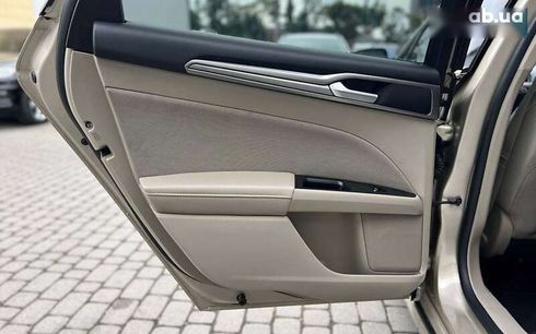 Ford Fusion 2016 - фото 25