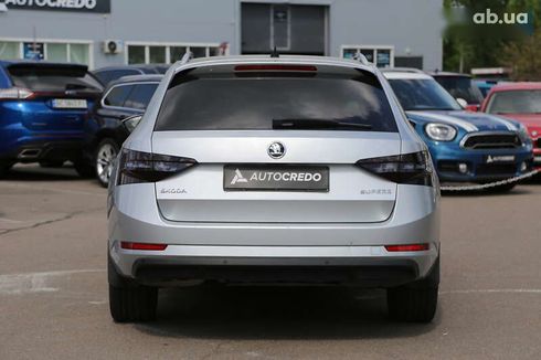 Skoda Superb 2015 - фото 6