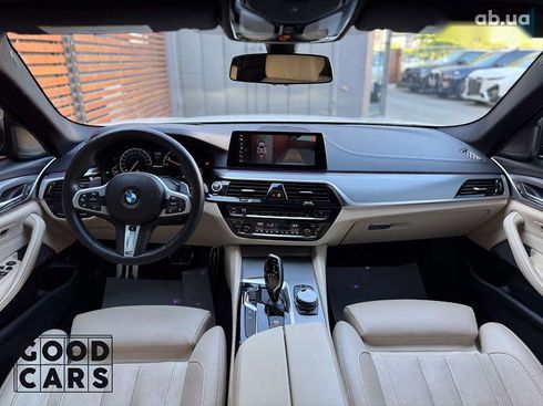 BMW 5 серия 2019 - фото 17