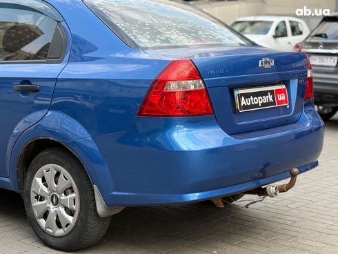 Chevrolet Aveo 2006 синий - фото 9