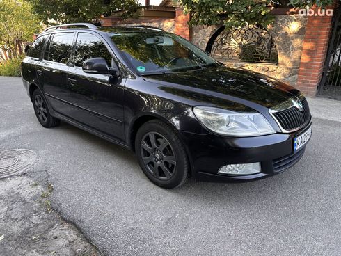 Skoda Octavia 2011 черный - фото 5