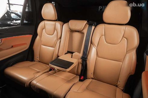 Volvo XC90 2021 - фото 17