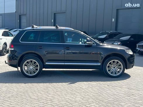 Volkswagen Touareg 2008 черный - фото 10