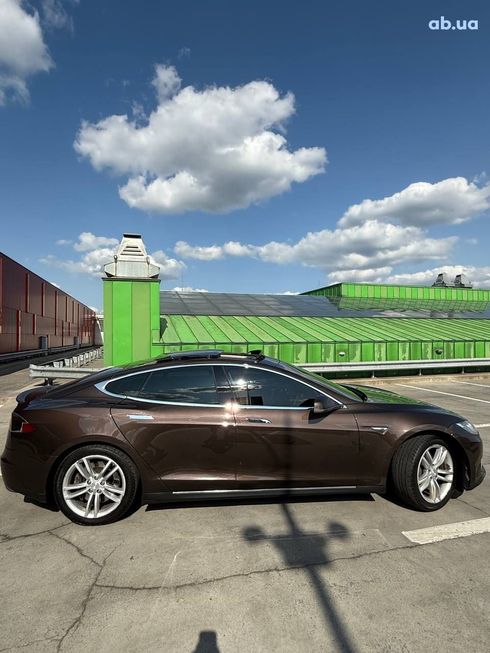 Tesla Model S 2014 - фото 11