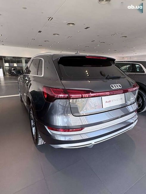 Audi E-Tron 2023 - фото 4