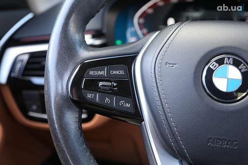 BMW 5 серия 2021 - фото 20