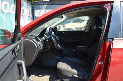 Skoda Rapid 2016 красный - фото 11
