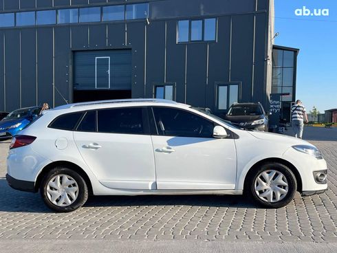 Renault Megane 2016 белый - фото 4