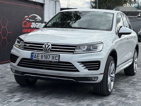 Volkswagen Touareg 2015 - фото 16