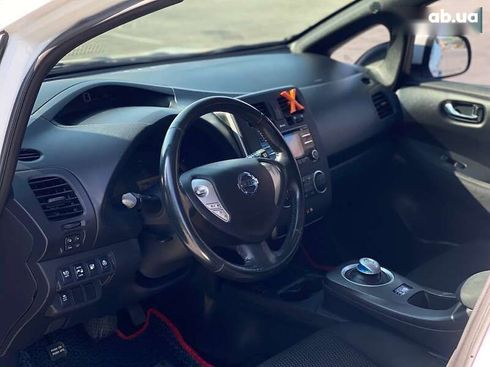 Nissan Leaf 2013 - фото 13