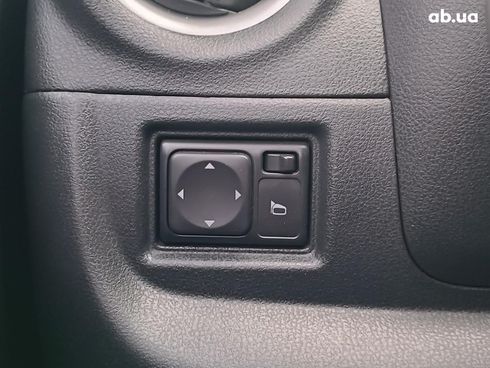 Nissan Micra 2014 красный - фото 20