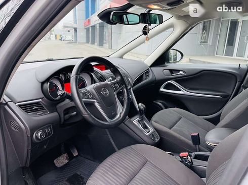 Opel Zafira 2016 - фото 15