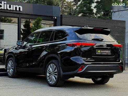Toyota Highlander 2022 - фото 22