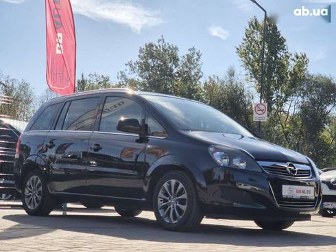 Opel Zafira 2010 - фото 11