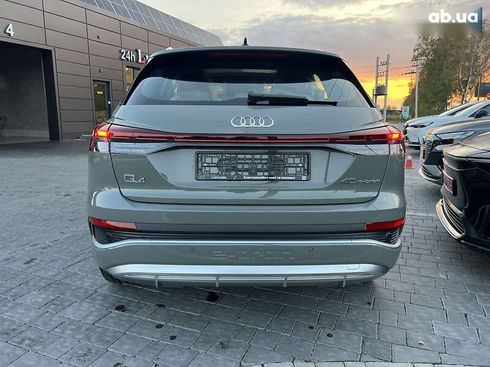 Audi Q4 e-tron 2023 - фото 12