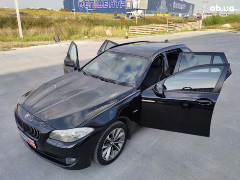 BMW 5 серия 2012 черный - фото 17