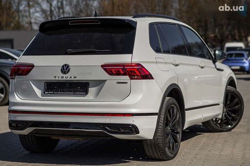 Volkswagen Tiguan 2021 - фото 18