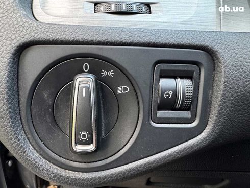 Volkswagen Golf 2015 серый - фото 12