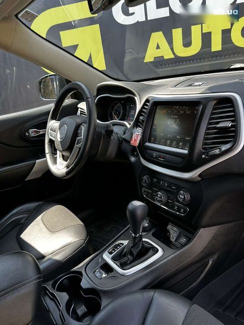 Jeep Cherokee 2017 - фото 21