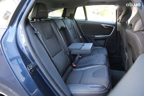 Volvo V60 2012 - фото 11