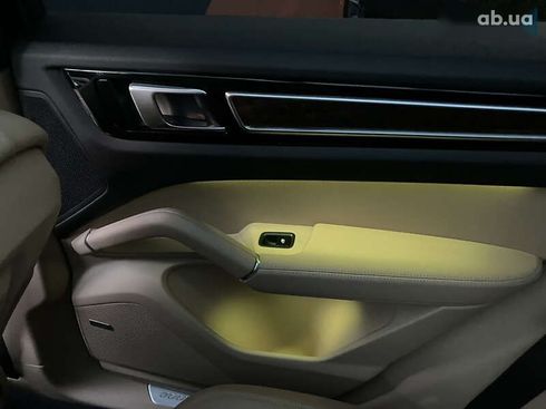 Porsche Cayenne 2019 - фото 19