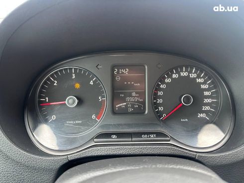 Volkswagen Polo 2011 черный - фото 29