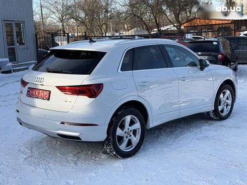 Audi Q3 2020 - фото 7