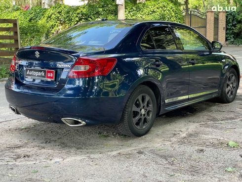 Suzuki Kizashi 2011 синий - фото 11