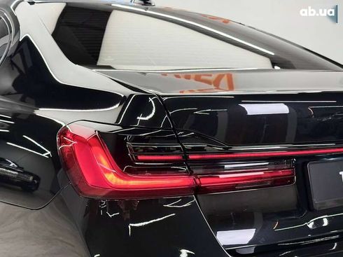 BMW 7 серия 2022 - фото 17