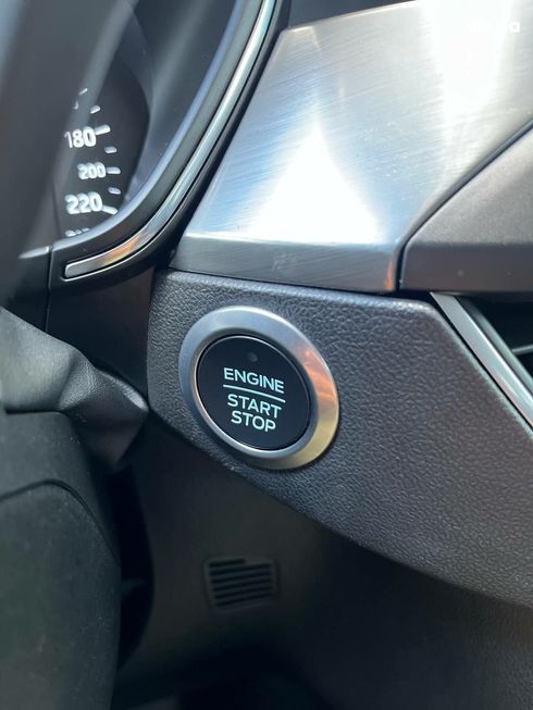 Ford Focus 2019 красный - фото 16