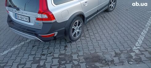 Volvo XC70 2014 серебристый - фото 4