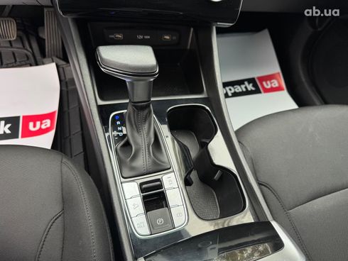 Hyundai Tucson 2022 черный - фото 24