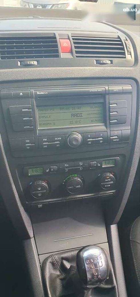 Skoda Octavia 2008 - фото 21