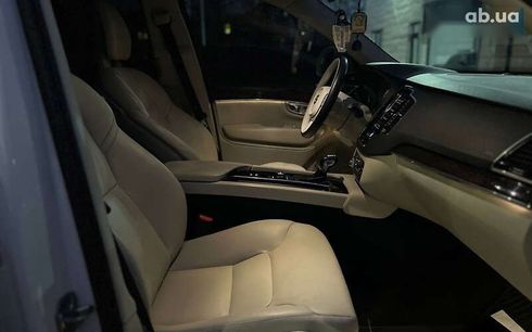 Volvo XC90 2016 - фото 22