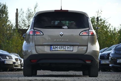 Renault Scenic 2015 - фото 11