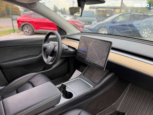 Tesla Model Y 2021 - фото 14