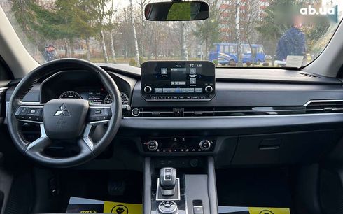 Mitsubishi Outlander 2022 - фото 14